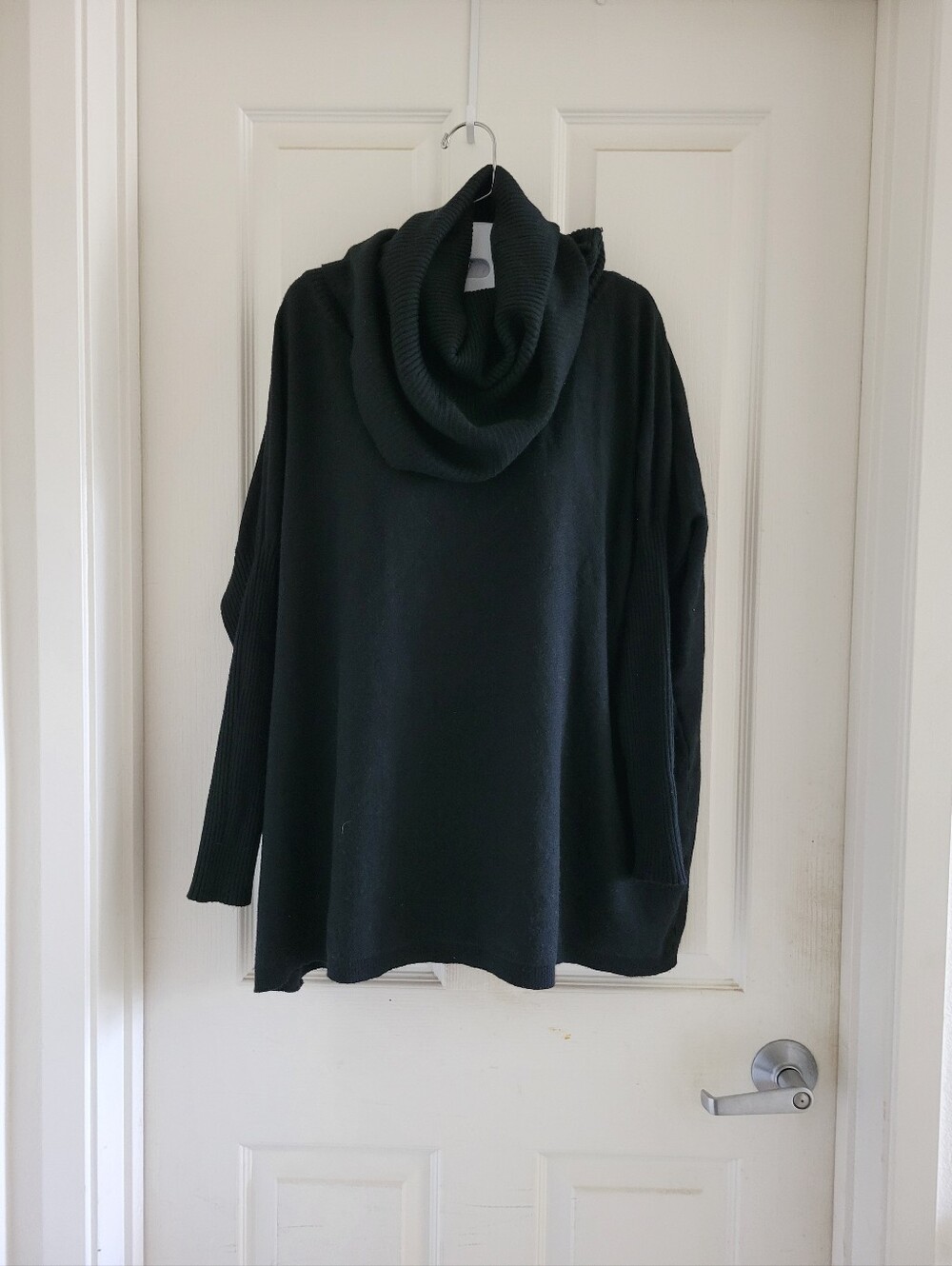 Dreamers | EUC Cozy Black Oversized Cowl Neck Sweater (SIZE S)